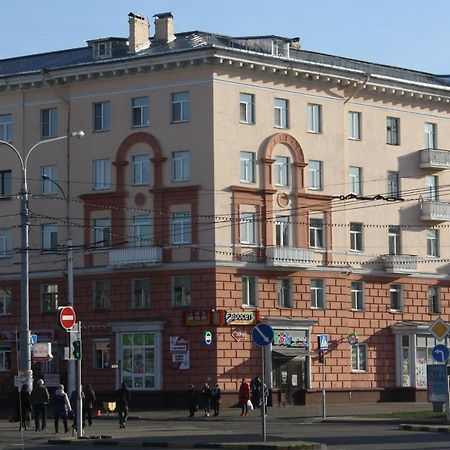 Апартаменты в центре Гомель Экстерьер фото